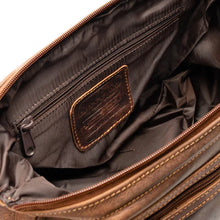 Load image into Gallery viewer, Leather Toiletry Bag Napier
