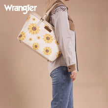 Load image into Gallery viewer, Wrangler Sunflower Print