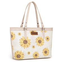 Load image into Gallery viewer, Wrangler Sunflower Print