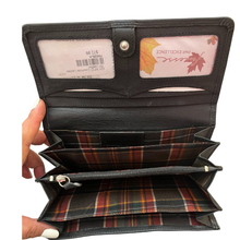 Load image into Gallery viewer, IGY RFID Leather Wallet